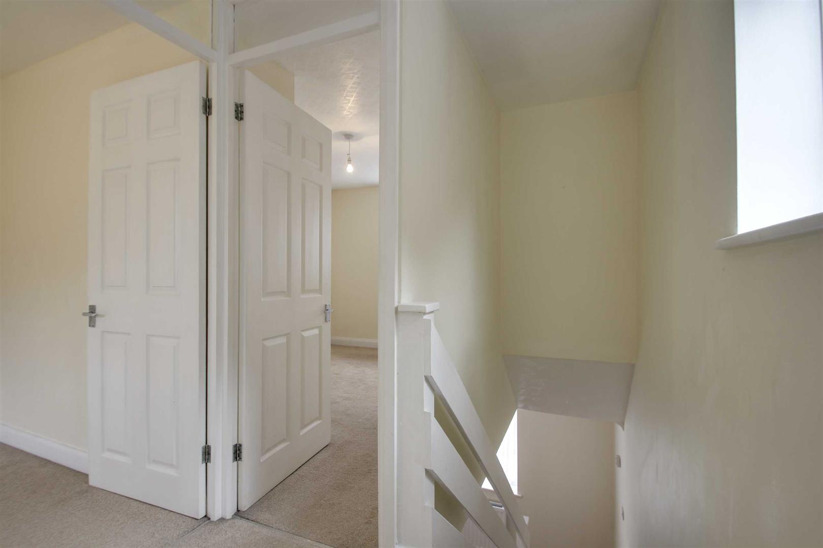 Vyne Crescent, Great Holm, Milton Keynes